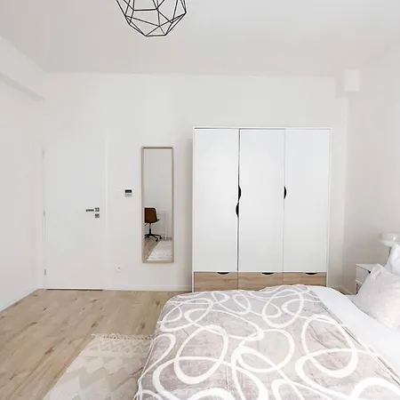 Διαμέρισμα Elegant And Cozy 2kk
